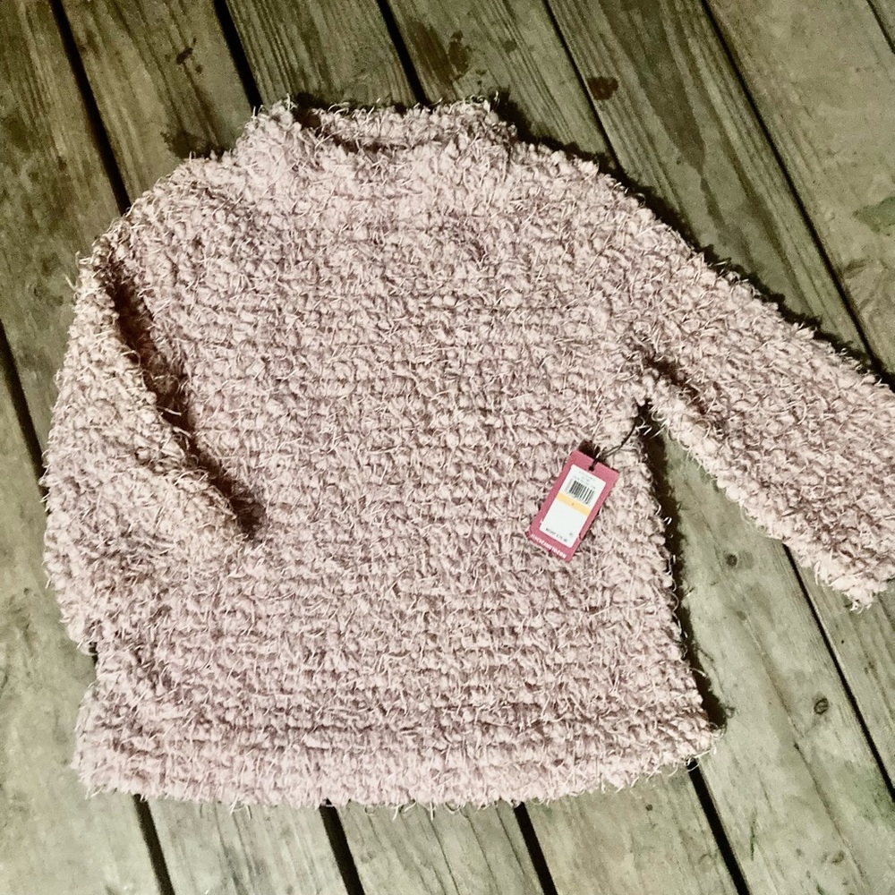 Vince Camuto sweater